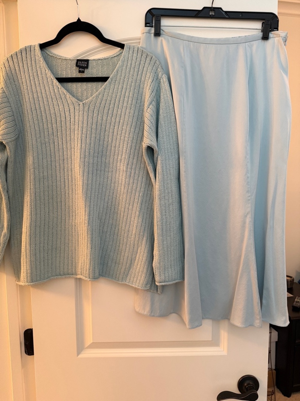 Eileen Fisher Pale Blue V-Neck Ribbed Sweater/silk skirt